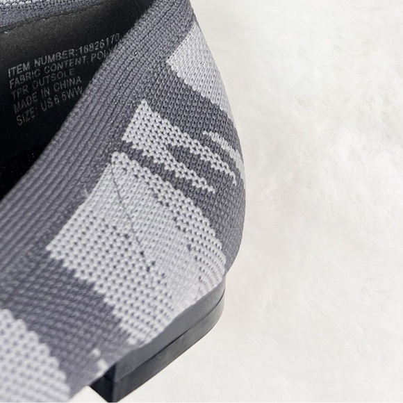 NWT Torrid Stretch Knit Loafer (WW) Grey Zebra Stripe - Picture 8 of 8